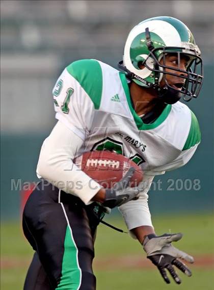 Thumbnail 3 in St. Mary's vs. Cathedral (CIF State D2 Final) photogallery.