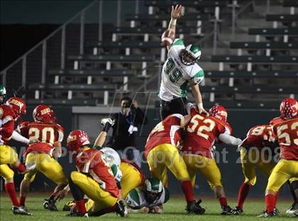 Thumbnail 2 in St. Mary's vs. Cathedral (CIF State D2 Final) photogallery.