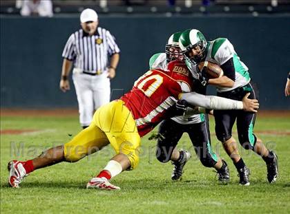 Thumbnail 3 in St. Mary's vs. Cathedral (CIF State D2 Final) photogallery.
