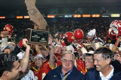Thumbnail 3 in St. Mary's vs. Cathedral (CIF State D2 Final) photogallery.