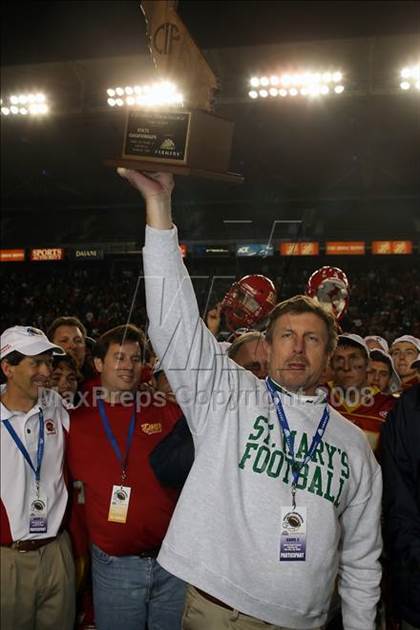 Thumbnail 1 in St. Mary's vs. Cathedral (CIF State D2 Final) photogallery.