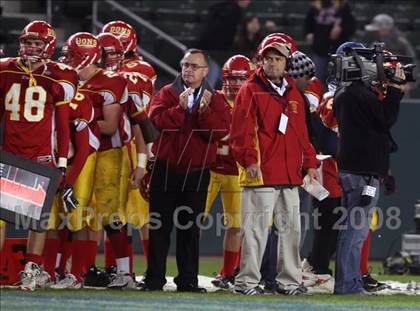 Thumbnail 1 in St. Mary's vs. Cathedral (CIF State D2 Final) photogallery.