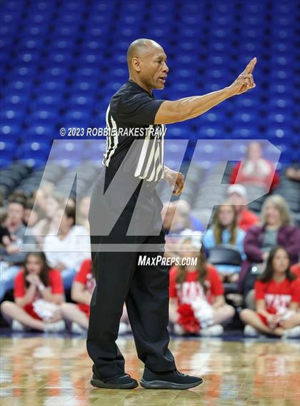 Thumbnail 1 in Fairfield vs. Holliday (UIL 3A Basketball State Final) photogallery.