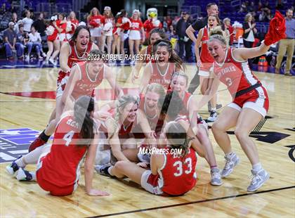 Thumbnail 3 in Fairfield vs. Holliday (UIL 3A Basketball State Final) photogallery.
