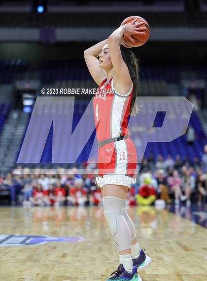 Thumbnail 2 in Fairfield vs. Holliday (UIL 3A Basketball State Final) photogallery.