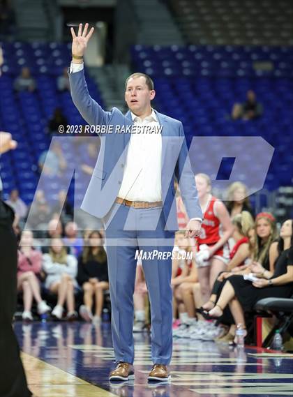 Thumbnail 3 in Fairfield vs. Holliday (UIL 3A Basketball State Final) photogallery.