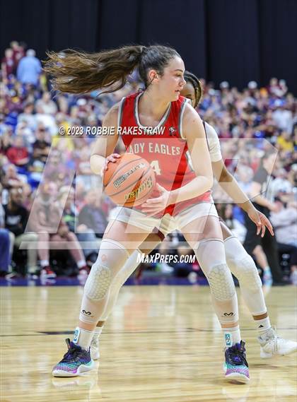 Thumbnail 3 in Fairfield vs. Holliday (UIL 3A Basketball State Final) photogallery.