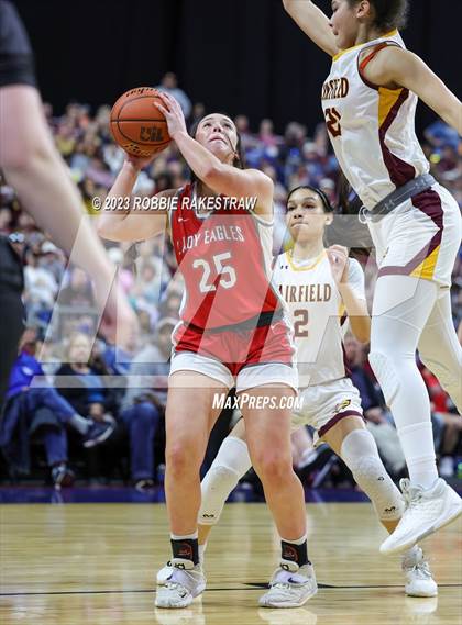 Thumbnail 3 in Fairfield vs. Holliday (UIL 3A Basketball State Final) photogallery.
