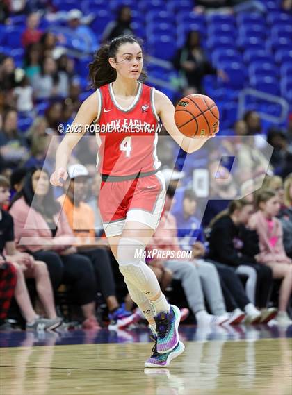 Thumbnail 3 in Fairfield vs. Holliday (UIL 3A Basketball State Final) photogallery.