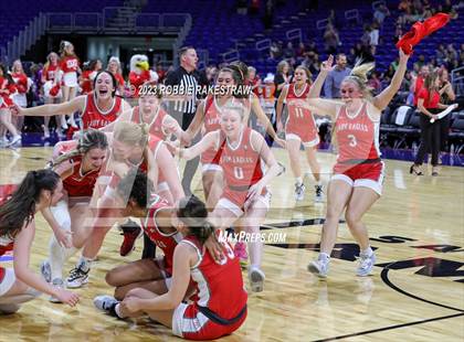 Thumbnail 2 in Fairfield vs. Holliday (UIL 3A Basketball State Final) photogallery.