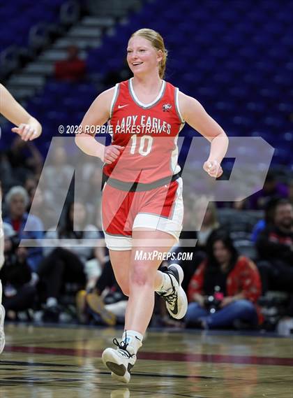 Thumbnail 2 in Fairfield vs. Holliday (UIL 3A Basketball State Final) photogallery.