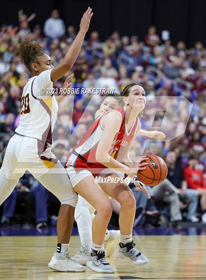 Thumbnail 2 in Fairfield vs. Holliday (UIL 3A Basketball State Final) photogallery.