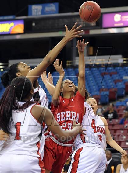 Thumbnail 1 in Serra vs. Salesian (CIF State D4 Final) photogallery.