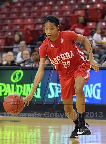 Thumbnail 2 in Serra vs. Salesian (CIF State D4 Final) photogallery.