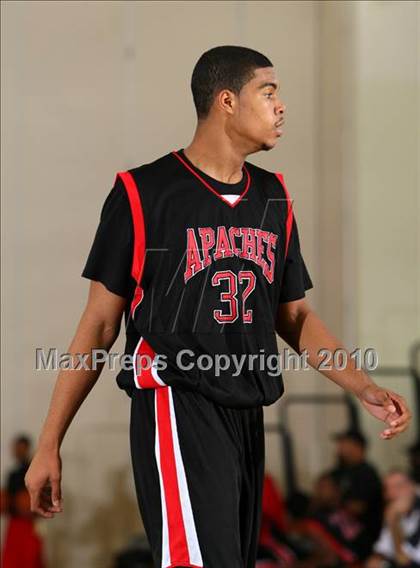 Thumbnail 1 in Etiwanda vs. Centennial (Pangos Dream Classic) photogallery.