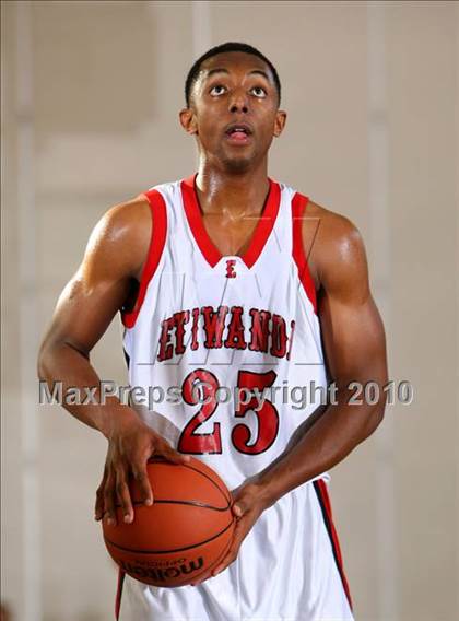 Thumbnail 2 in Etiwanda vs. Centennial (Pangos Dream Classic) photogallery.
