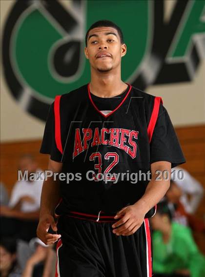 Thumbnail 3 in Etiwanda vs. Centennial (Pangos Dream Classic) photogallery.