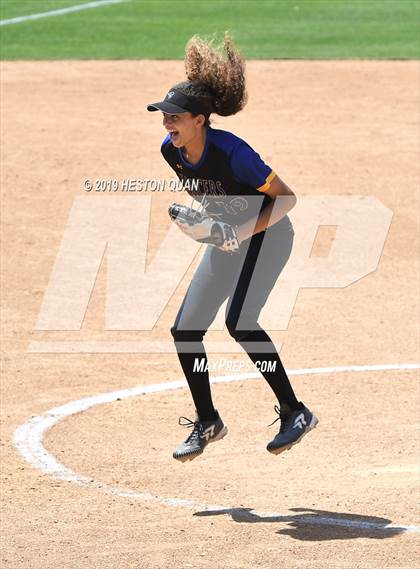 Thumbnail 2 in Western Christian vs. Westridge (CIF-SS D7 Final) photogallery.
