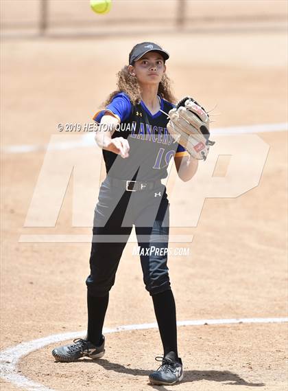 Thumbnail 3 in Western Christian vs. Westridge (CIF-SS D7 Final) photogallery.