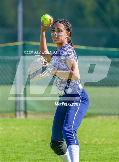 Thumbnail 2 in Del Norte @ Helix photogallery.
