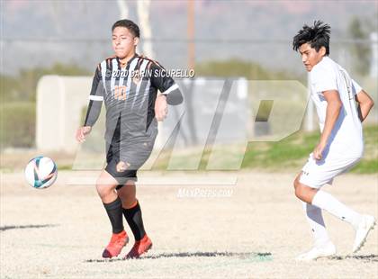 Thumbnail 3 in Globe vs Parker (Bohdie Larson Celebration Classic) photogallery.