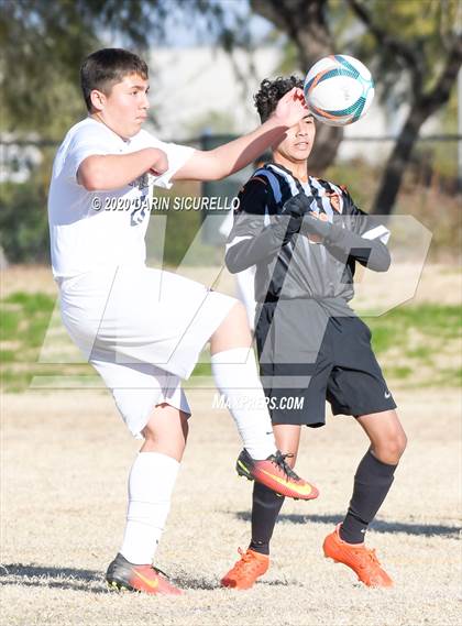 Thumbnail 3 in Globe vs Parker (Bohdie Larson Celebration Classic) photogallery.