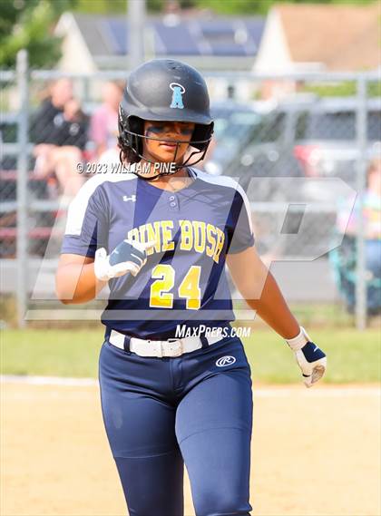Thumbnail 3 in Pine Bush @ Kingston (Sectin 9 Quarterfinal) photogallery.