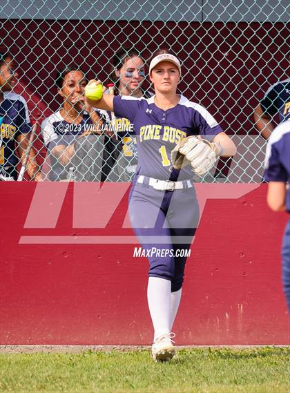 Thumbnail 3 in Pine Bush @ Kingston (Sectin 9 Quarterfinal) photogallery.