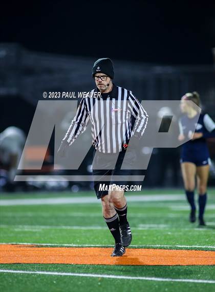 Thumbnail 2 in Montoursville vs. Central Columbia (PIAA District IV 2A Championship) photogallery.