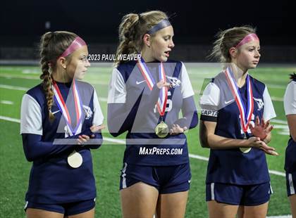 Thumbnail 1 in Montoursville vs. Central Columbia (PIAA District IV 2A Championship) photogallery.
