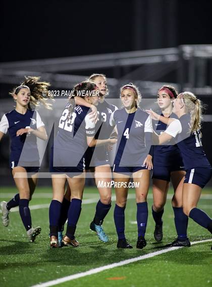 Thumbnail 3 in Montoursville vs. Central Columbia (PIAA District IV 2A Championship) photogallery.