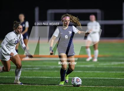 Thumbnail 3 in Montoursville vs. Central Columbia (PIAA District IV 2A Championship) photogallery.