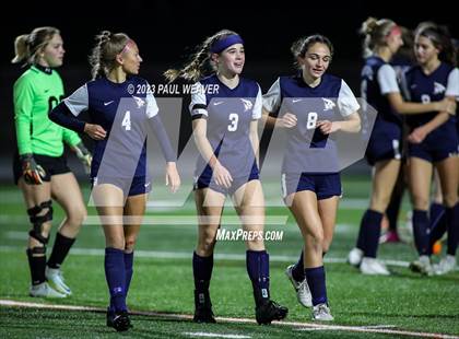 Thumbnail 2 in Montoursville vs. Central Columbia (PIAA District IV 2A Championship) photogallery.