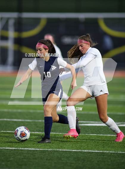 Thumbnail 3 in Montoursville vs. Central Columbia (PIAA District IV 2A Championship) photogallery.