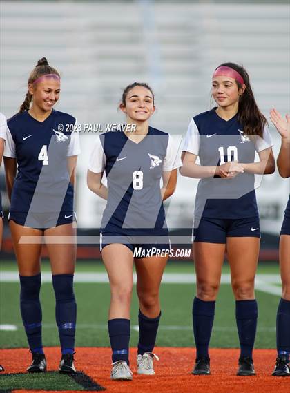 Thumbnail 1 in Montoursville vs. Central Columbia (PIAA District IV 2A Championship) photogallery.