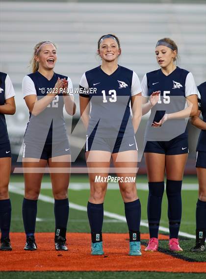 Thumbnail 1 in Montoursville vs. Central Columbia (PIAA District IV 2A Championship) photogallery.