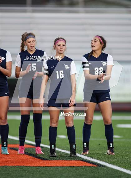 Thumbnail 1 in Montoursville vs. Central Columbia (PIAA District IV 2A Championship) photogallery.