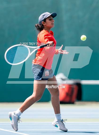 Thumbnail 3 in OSAA 6A Singles Semifinal photogallery.