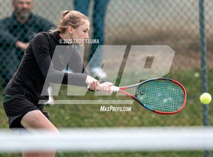 Thumbnail 1 in OSAA 6A Singles Semifinal photogallery.