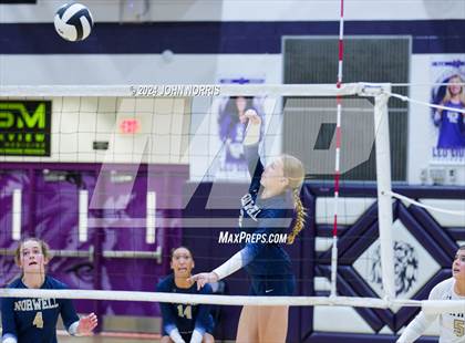 Thumbnail 1 in Norwell @ Leo photogallery.