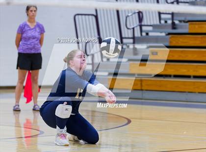 Thumbnail 1 in Norwell @ Leo photogallery.