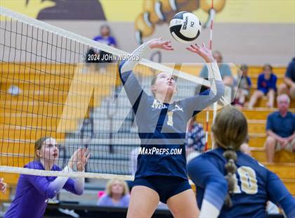 Thumbnail 3 in Norwell @ Leo photogallery.