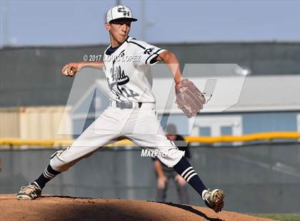 Thumbnail 3 in Los Osos @ Chino Hills photogallery.