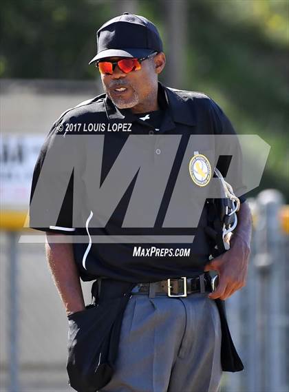 Thumbnail 2 in Los Osos @ Chino Hills photogallery.