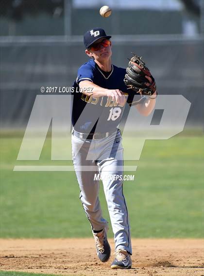 Thumbnail 1 in Los Osos @ Chino Hills photogallery.