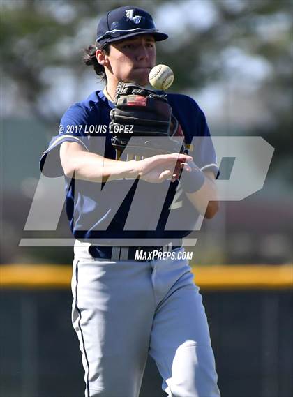 Thumbnail 2 in Los Osos @ Chino Hills photogallery.