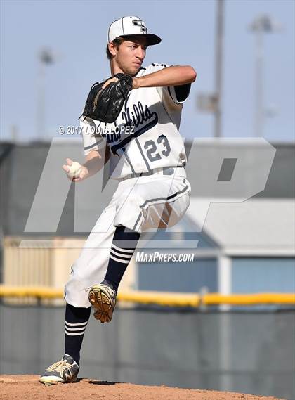 Thumbnail 2 in Los Osos @ Chino Hills photogallery.