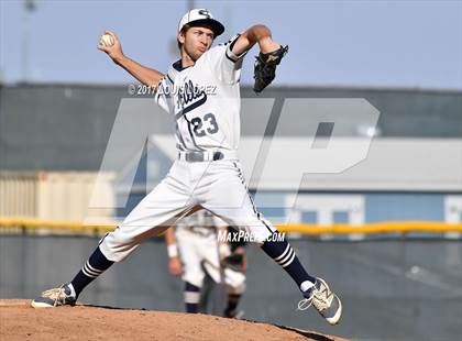 Thumbnail 1 in Los Osos @ Chino Hills photogallery.