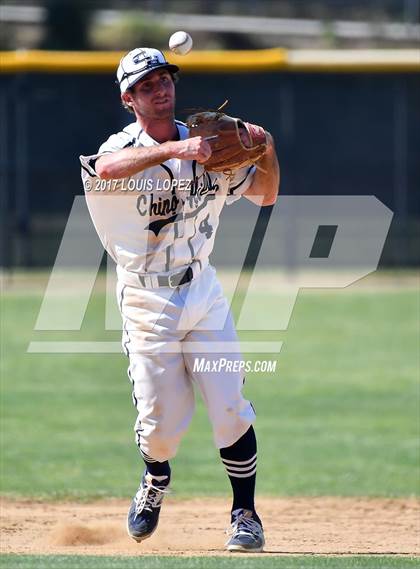 Thumbnail 1 in Los Osos @ Chino Hills photogallery.