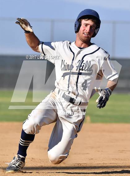 Thumbnail 3 in Los Osos @ Chino Hills photogallery.
